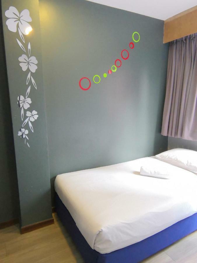Town View Hotel Куала Лумпур Екстериор снимка